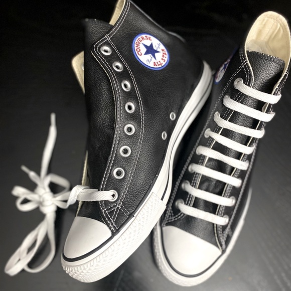 Unisex All Star ⭐️ Leather Converse - Picture 1 of 7